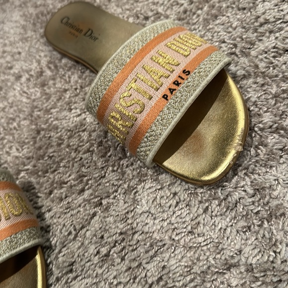 slip in 39 1/2 dior slid - Picture 2 of 4
